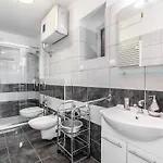 Aurora Apartment *